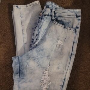 Stylish Blue Distressed Women Jeans